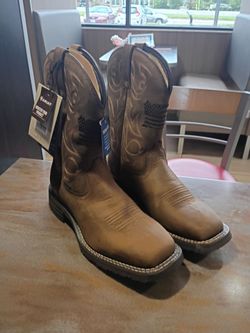 Ariat Cowboy Boots sz 9