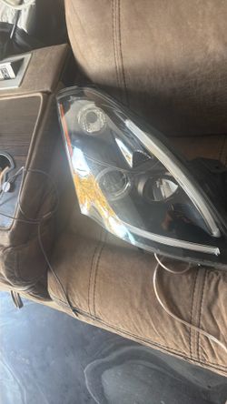 2010 Nissan Altima  LED headlights
