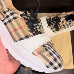 Burberry shoes men