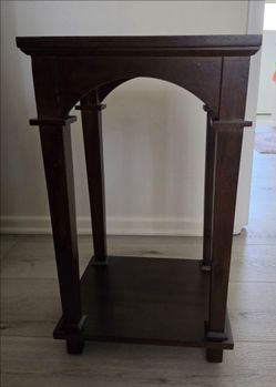 Rustic Dark Wood End Table / Accent Side Table with Bottom Shelf