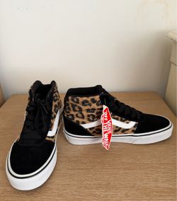 New Vans Leopard Print Mid-Top Sneakers Size 6