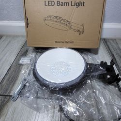 deerdance LED Barn Light, Dusk to Dawn Outdoor Lighting with 80W 10000LM 5000K Daylight, IP65 Waterproof Area Street Light for Farmhouse Barns Garage 