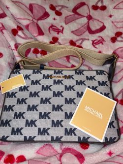 Michael Kors Navy Jet Set Crossbody