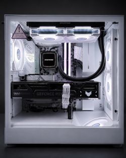 Custom White Gaming PC | RTX 5070 ASUS TUF | Ryzen 9 9900X | 32GB DDR5 RGB