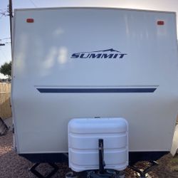 Travel Trailer Summit 28 Ft  RV Un 