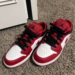 4.5Y Nike Jordans