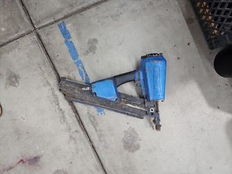 Pneumatic Nail Gun
