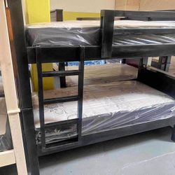 Twin-Twin Bunk Bed With Mattress 