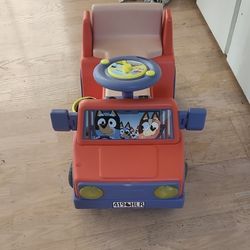 6v Bluey Car