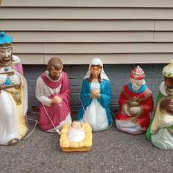 Vintage Holiday Christmas Nativity Blow Molds 