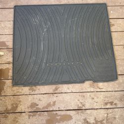 ✅ Toyota Prius 2010–2015 (3rd gen) Fits the liftback/hatchback, not the Prius C or Prius V.