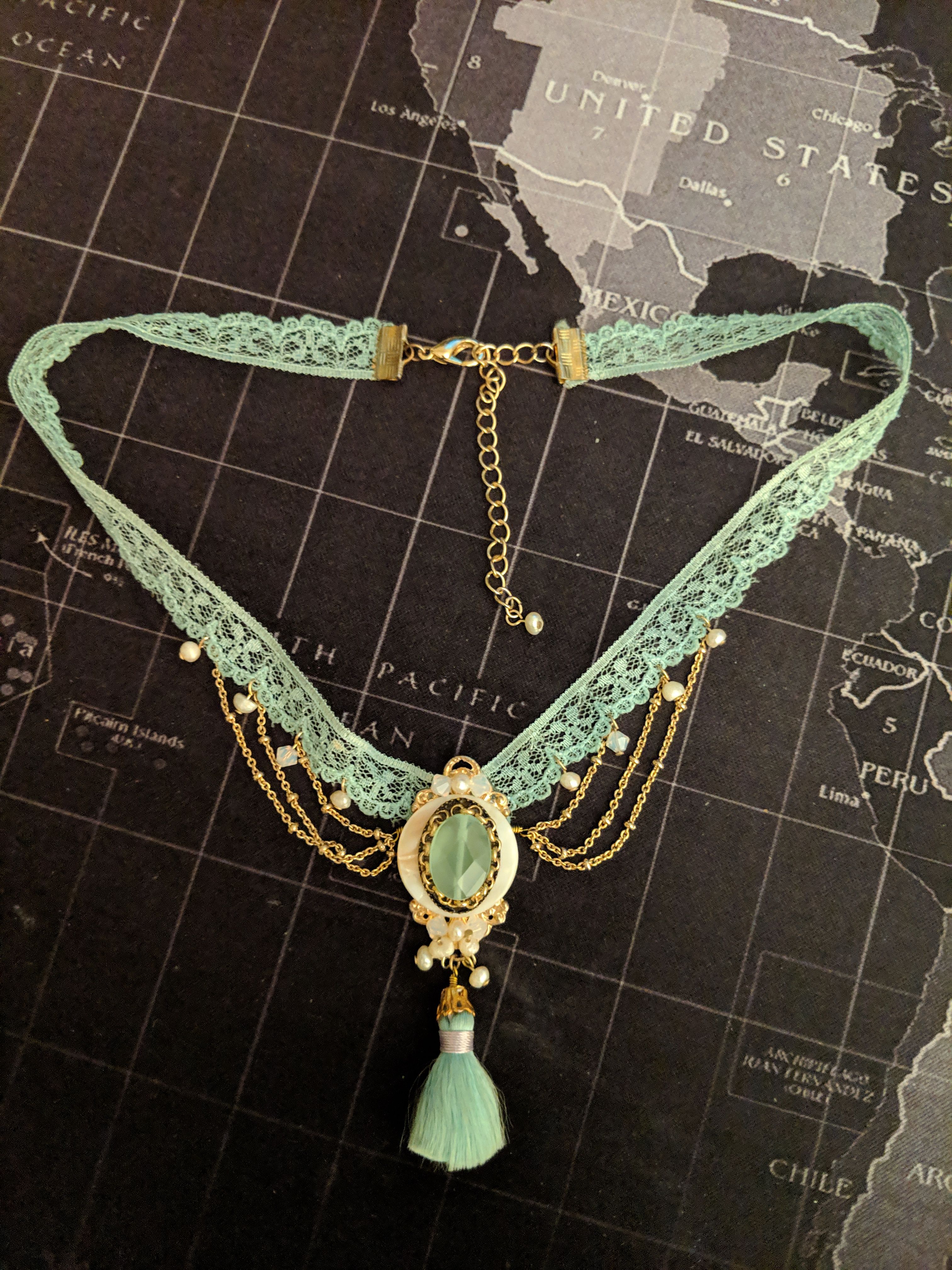 Vintage choker necklace