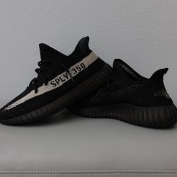 9.5M YEEZY BOOST 350 V2 "Oreo" AUTHENTIC 100%