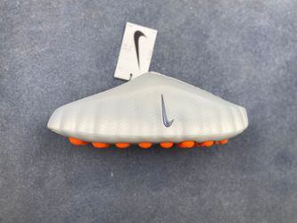 Nike Mind 001