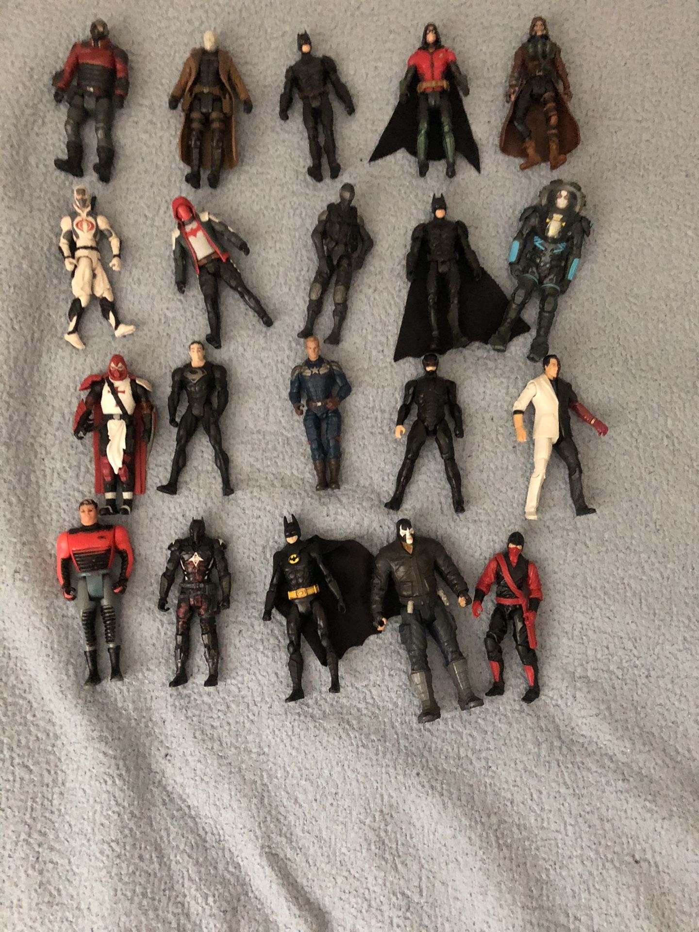 Batman/GI Joe/Robocop/Captain America action figures