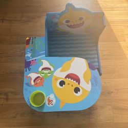 Baby Shark Table