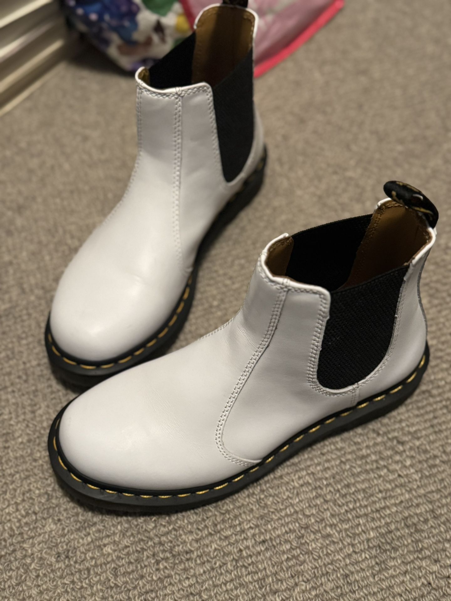 Doc Martens - Brand New - White Chelsea Boot