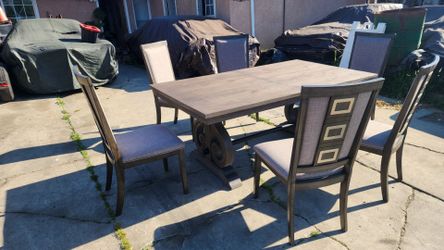 Dining Room Set