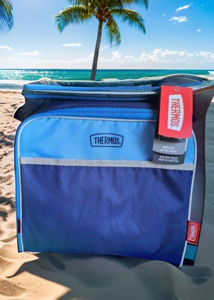 Thermos Isotec Insulated 30 Can Cooler - New