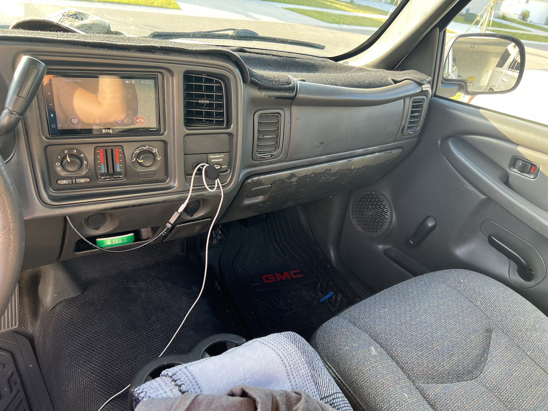 2004 GMC Sierra