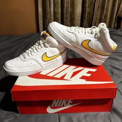 Nike Court Vision Mid Skateboarding Shoes Men Mid-top White/Yellow