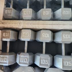 🏋️ Heavy-Duty Hex Dumbbell Set – 630 lbs Total – Excellent Condition