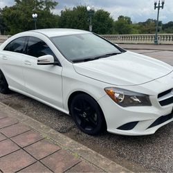 2016 Mercedes Benz CLA-250 - Excellent Condition Serviced At Dealership