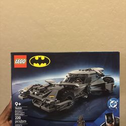 LEGO DC 76331 Batman vs Superman Batmobile