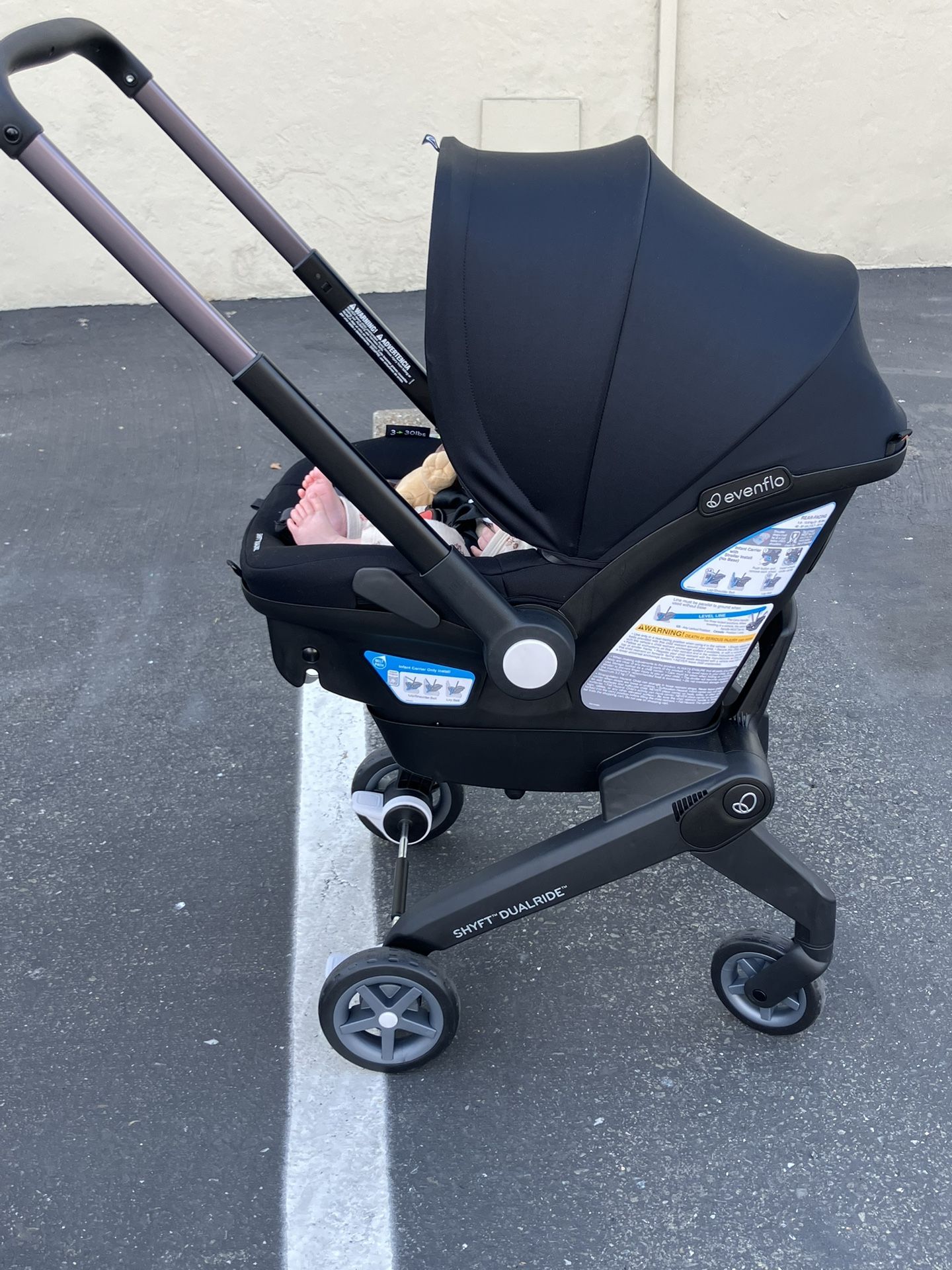 Evenflo Shyft Duel Ride- Infant Car Seat & Stroller Combo
