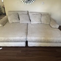 Couch Set From American Furniture Family. 