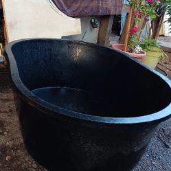 Tuff Stuff 40 Gal Animal Feeder/water