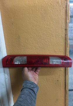 Third brake light 07 Dodge Ram 1500