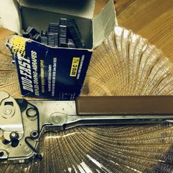 Duofast Wide Crown Wire Stapler