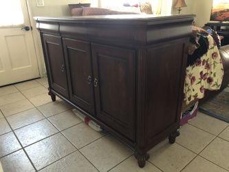 Ethan Allen British Classics Sideboard Buffet 