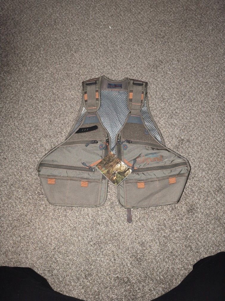 Fly Fishing Vest