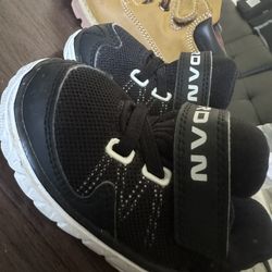 Baby Shoes 