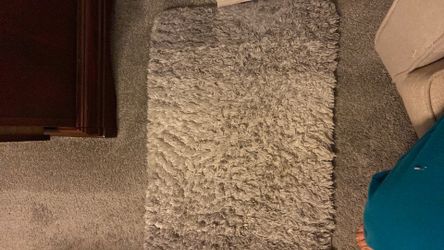 Bathroom rug 3 tones of grey