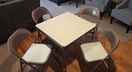 Vintage card table and chairs