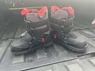 Burton Boys Size 2 Snowboard Boots