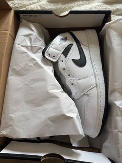 Jordan 1 OG “ reverse panda “ size 7y