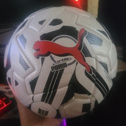 Puma Orbita 1 TB FQP ball