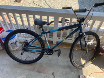 Wheelie bike