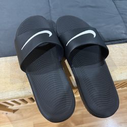 Men’s Nike Slides - Size 12