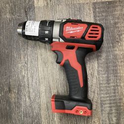 Milwaukee 2606-20 M18 18V Lithium-Ion Cordless 1/2in. Drill Driver ( Tool- Only
