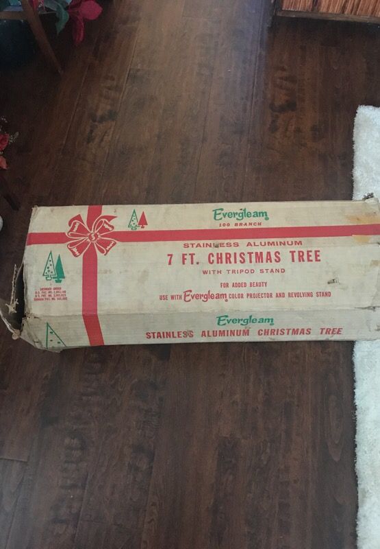 Vintage Evergleam stainless aluminum Xmas tree