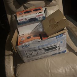 Boat Stereo Bluetooth With Speakers And All Mechanical Parts