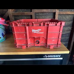 Milwaukee Crate