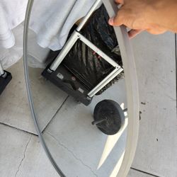 Round Mirror For Sale.  Wall Mirror. Excellent Condition 