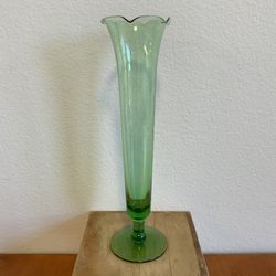 Vintage Green Glass Vase – 10” Mid Century