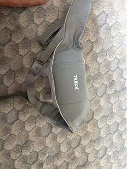 Track neck massager